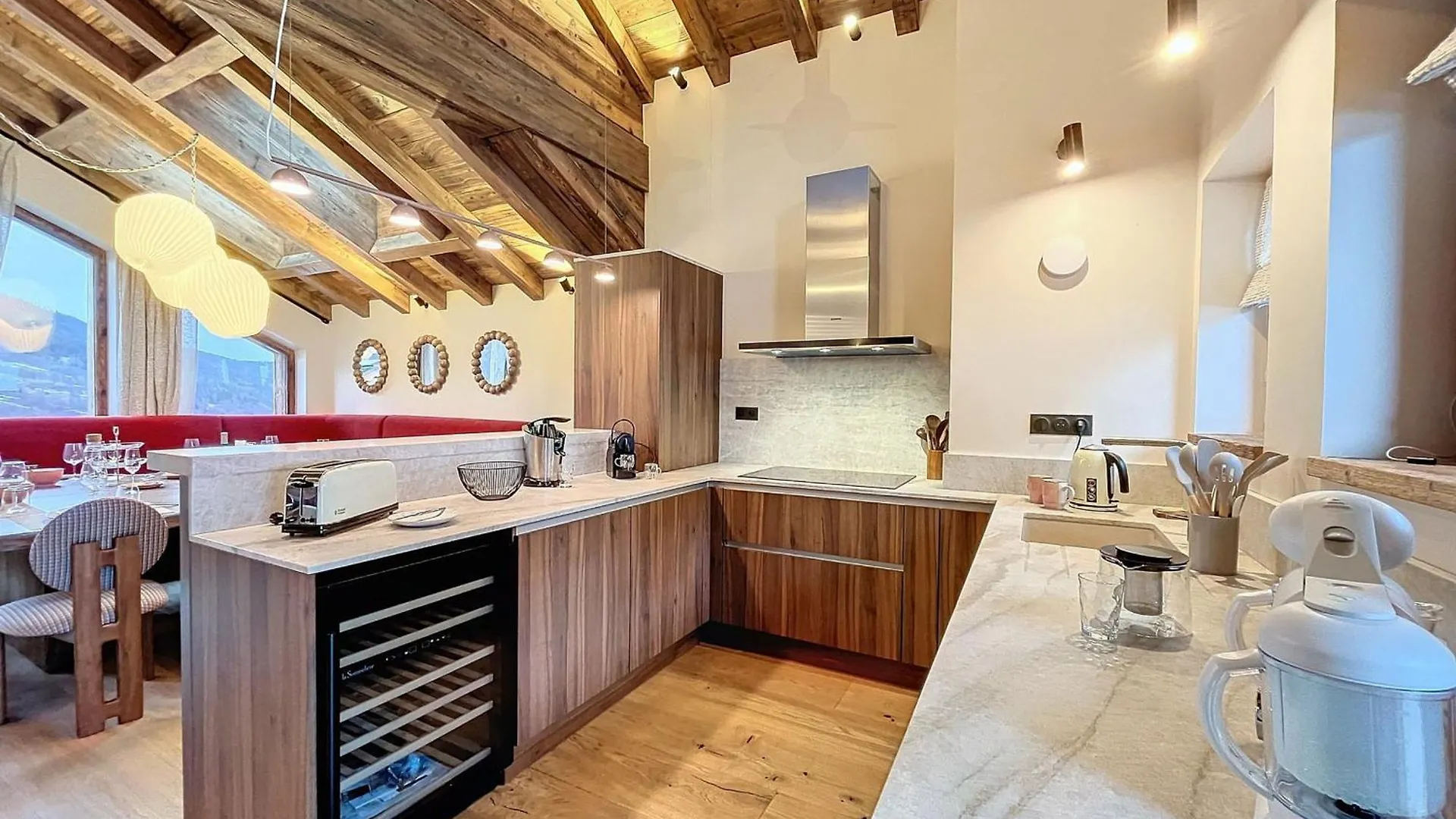 Chalet Meribel, 11 Pieces, 15 Personnes - Fr-1-688-79